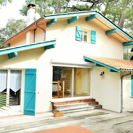 Casa de Férias Maison Jardin Wifi Au Calme Proche Centre *